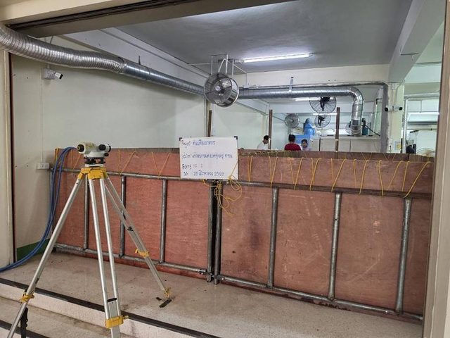 ทดสอบรับน้ำหนักพื้นด้วยการขังน้ำ อาคาร 2 ชั้น เขตทุ่งครุ