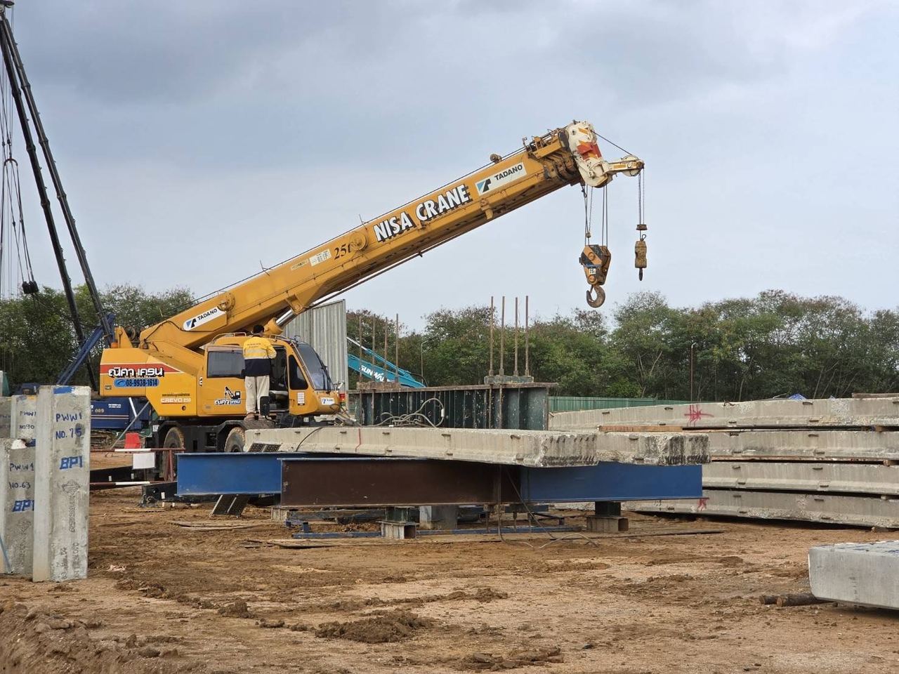 การทดสอบ Static Pile Load Test ด้วยระบบน้ำหนักถ่วง Kentledge ทดสอบกำลังรับน้ำหนักเสาเข็มแบบสถิต โดยทีมวิศวกร SPN